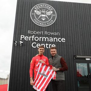 Vereinswechsel: Romeo Beckham spielt jetzt für Brentford B!