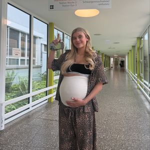 Aus diesem Grund musste Romina Palm nach Geburt in den OP