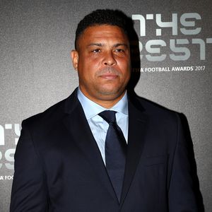 Ex-Fußball-Star Ronaldo schockiert: Plauze statt Sixpack!