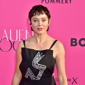 Starker Auftritt von Rose McGowan nach Shannen Dohertys Tod