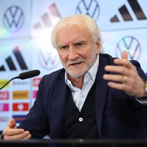 Wie wurde Rudi Völler eigentlich neuer DFB-Sportdirektor?