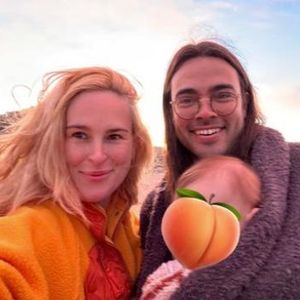 So relaxt verbringt Rumer Willis den Tag mit ihrer Familie!