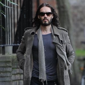 Russell Brand fordert: Lasst Bruce Jenner in Ruhe!