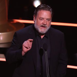 "Eifersüchtig": So blickt Russell Crowe auf "Gladiator 2"