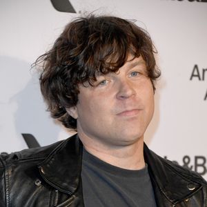Nach Missbrauchsvorwürfen: Ryan Adams entschuldigt sich!
