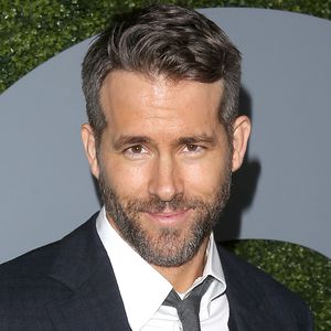 Kein Bock auf Hiddleswift? Ryan Reynolds erklärt DAS Foto