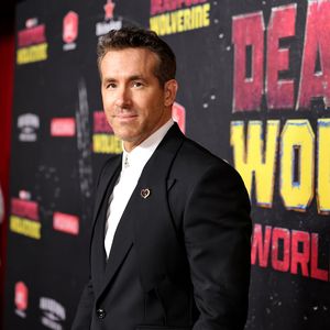 Dieser Star ist der Patenonkel von Ryan Reynolds' Sohn Olin