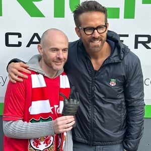 Rührender Beitrag: Ryan Reynolds gedenkt toten Super-Fans