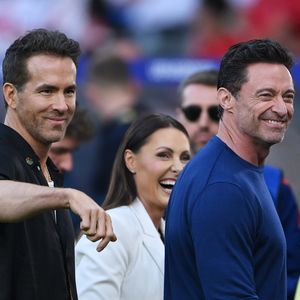 Ryan Reynolds und Hugh schauen EM-Viertelfinale in Berlin!