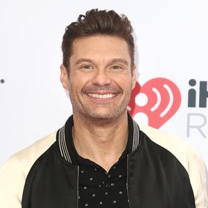 Emmys 2011: Mit Ryan Seacrest am Red Carpet!