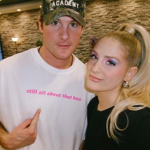 Meghan Trainor feiert die Verlobung ihres Bruders Ryan