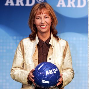 Erste Fußballreporterin im TV: Sabine Töpperwien hört auf