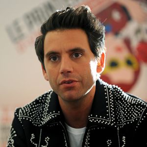 Mikas Schwester von Zaun aufgespießt!