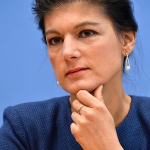 Premiere bei "Grill den Profi": Eine Politikerin kocht mit!