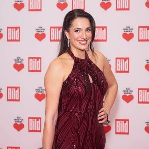 "Bonus-Papa": Sally Özcan schwärmt von neuem Partner