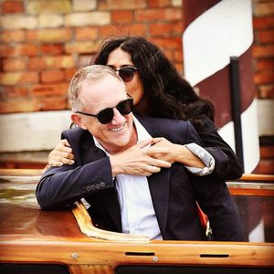 So süß gratuliert Salma Hayek ihrem Mann zum Geburtstag!