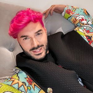 Trennungsfrisur: Sam Dylan überrascht mit pinkfarbenem Haar