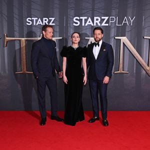 So heiß posieren die Topstars bei der "Outlander"-Premiere