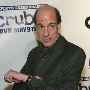 Für krebskranken Sam Lloyd: "Scrubs"-Stars sammeln Geld