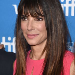 Sandra Bullock in Flirt- und Babylaune