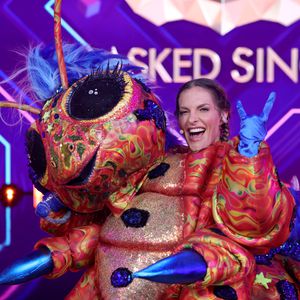 Sandy Mölling aka Raupe schwärmt von "The Masked Singer"