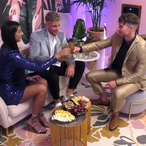 "Love Island"-Granate Sanne verdreht Tom und Mark die Köpfe