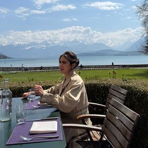 Sara Ali Khan genießt Familien-Traumurlaub in der Schweiz