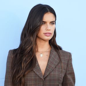 Aua! So spektakulär stürzt Sara Sampaio mit ihren Jet-Boots