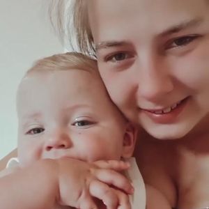 Süß: Sarafina Wollny knutscht und kuschelt mit ihren Twins