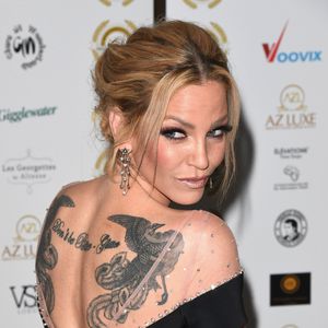 Während Krebskampf: Sängerin Sarah Harding gibt ein Update
