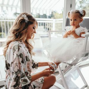 Heimlicher Star: Mia Rose bezauberte bei Harrison-Hochzeit!