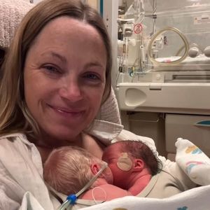 Zwei Mädchen: Sarah Herrons Zwillinge sind auf der Welt!