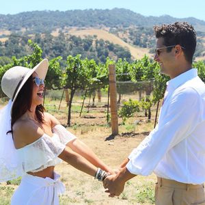 "Liebe in der Quarantäne": Sarah Hyland ist total verknallt!