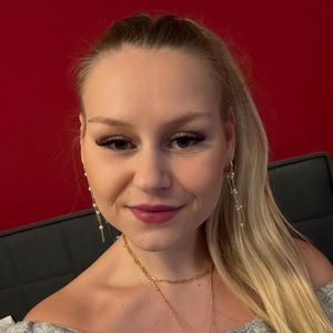 Sarah-Jane Wollny hadert: Gibt sie ihre Beziehung nun auf?