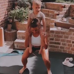 Mini-Workout-Partner: Sarah Lombardi sportelt mit Alessio