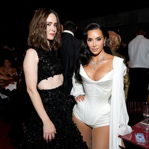 Huch? Co-Star Sarah Paulson spuckte Kim Kardashian ins Auge