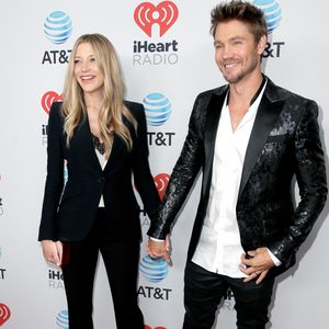 1. Mama-Tochter-Pic: Chad Michael Murray im Familienglück