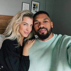 Vierter Hochzeitstag: Sarah und Domi Harrison total verliebt
