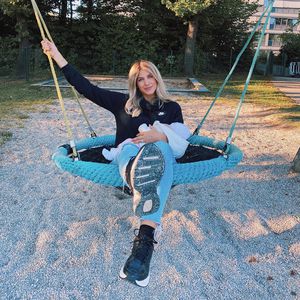 Reagiert Sarah Harrison mit diesem Post auf Dubai-Kritik?