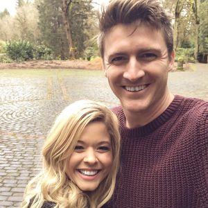 Ein Sohn: PLL-Star Sasha Pieterse ist Mama geworden