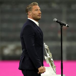Nach Tour-Absage und Krankheit: Sasha gibt erstes Konzert