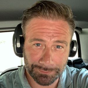 Sasha hatte vor seiner Frau Julia immer nur "Pseudoaffären"