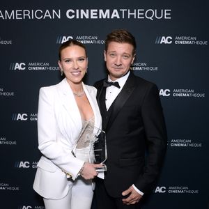 Scarlett Johansson schwärmt von Besuch bei Jeremy Renner
