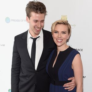 Scarlett Johansson liebevoll über Zwillingsbruder Hunter