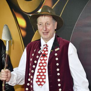 "Geschockt": Schäfer Heinrich fällt auf Liebesschwindel rein