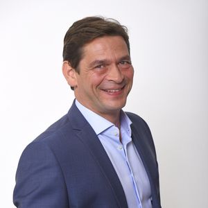 Das macht Ex-Rosenheim-Cops-Kommissar Tom Mikulla heute