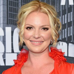 Kuscheliges Bett-Selfie: Katherine Heigls Post an ihre Kids!
