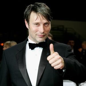 Dänischer Filmstar glaubt an den Deutschen Sieg!