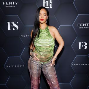 Verrückt! Rihanna vergleicht Mutterschaft mit einem LSD-Trip