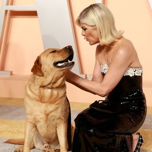 Selma Blair mit tierischer Begleitung auf Oscars-Afterparty